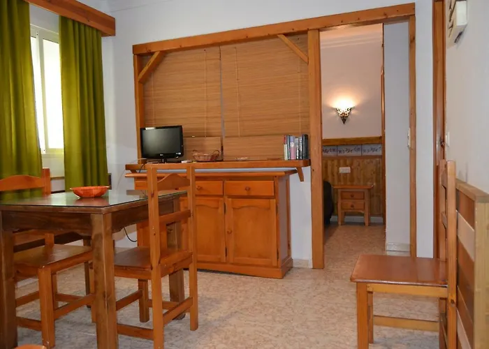 Canas I كونيل ذي لا فرونتيرا